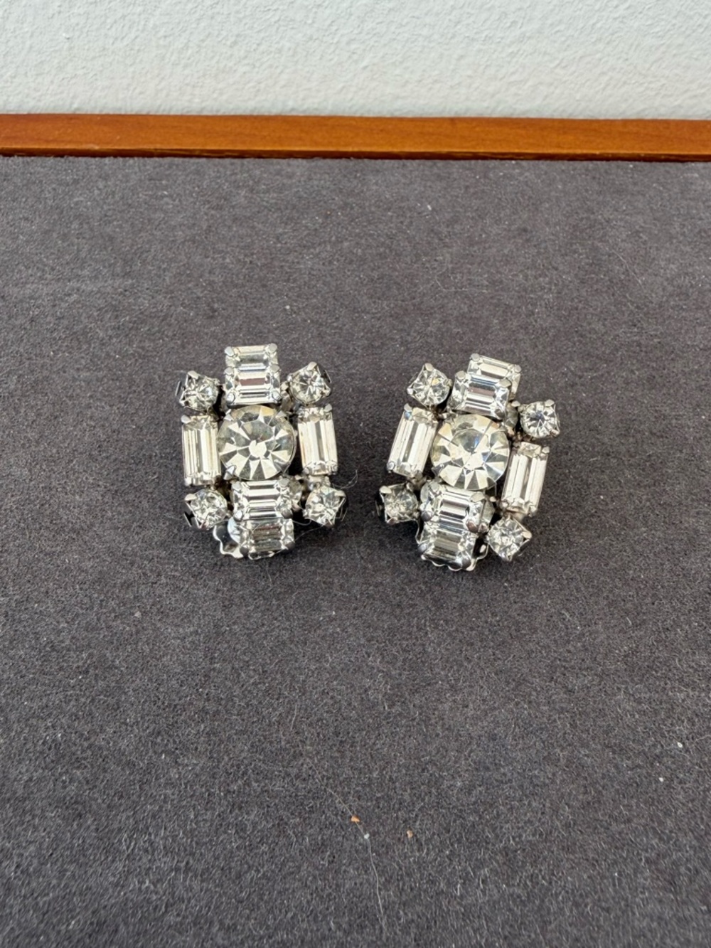 Vintage La Rel Silver Tone Clear Crystal Cluster Clip-On Earrings